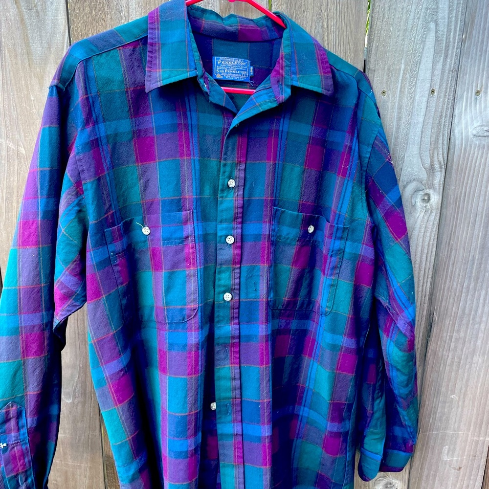 Mens large long button up shirt